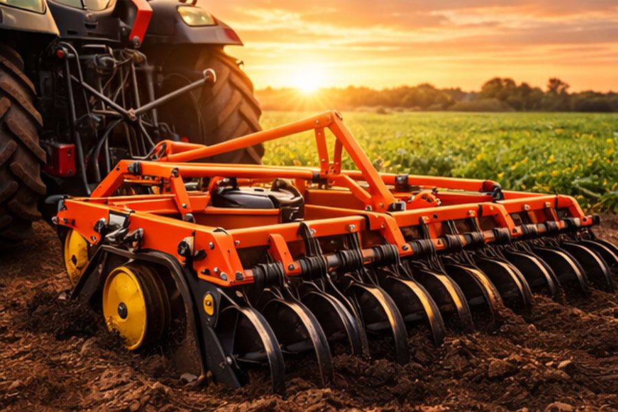Coltivatori agricoli per lavorazioni intermedie